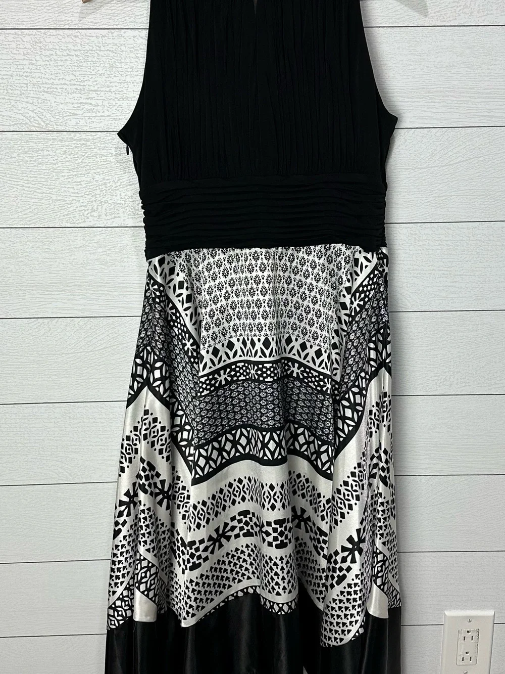 Melrose Black & White Handkerchief Dress Size 14
